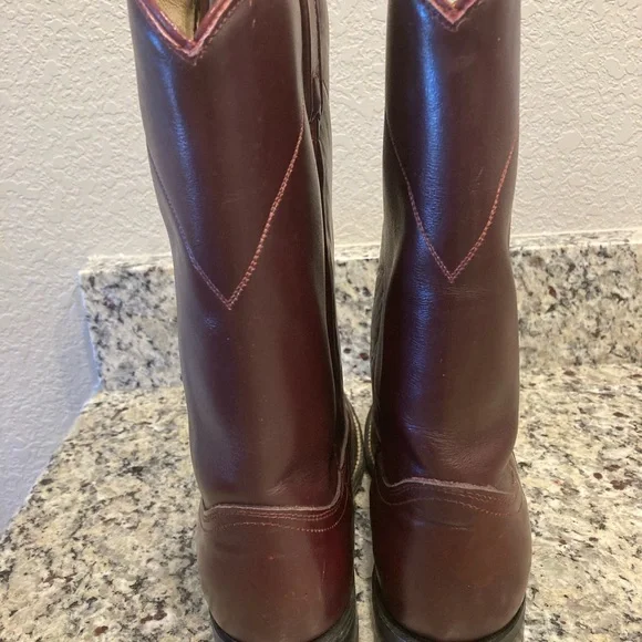 Dan Post Roper - Picture 2 of 13